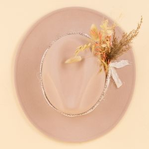 Moonrise custom hoed Dried Flowers